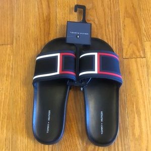 Tommy Hilfiger slides size 9